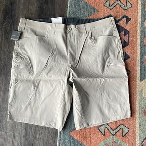 NWT Eddie Bauer Rainier Shorts